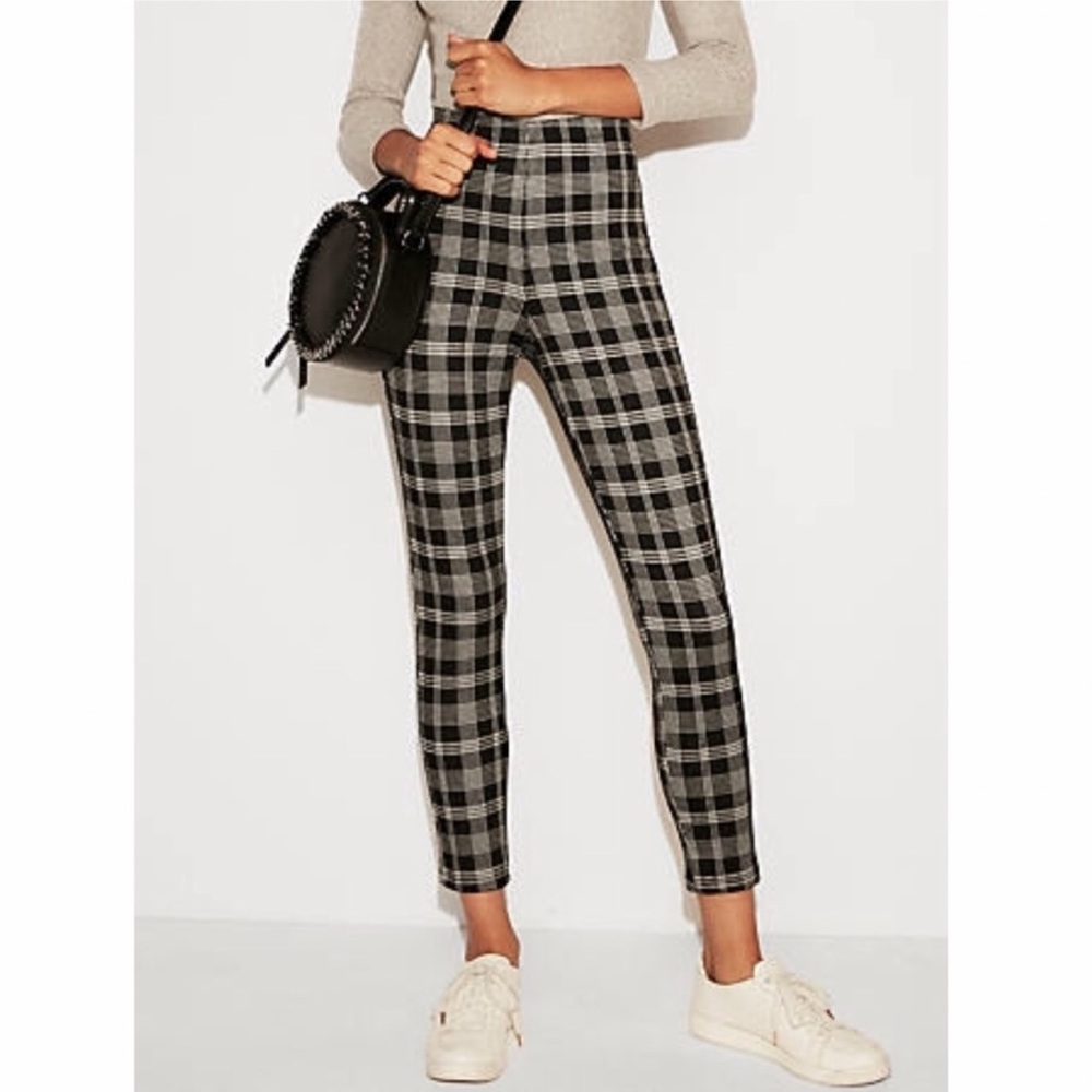 Express - Plaid black high waisted leggings